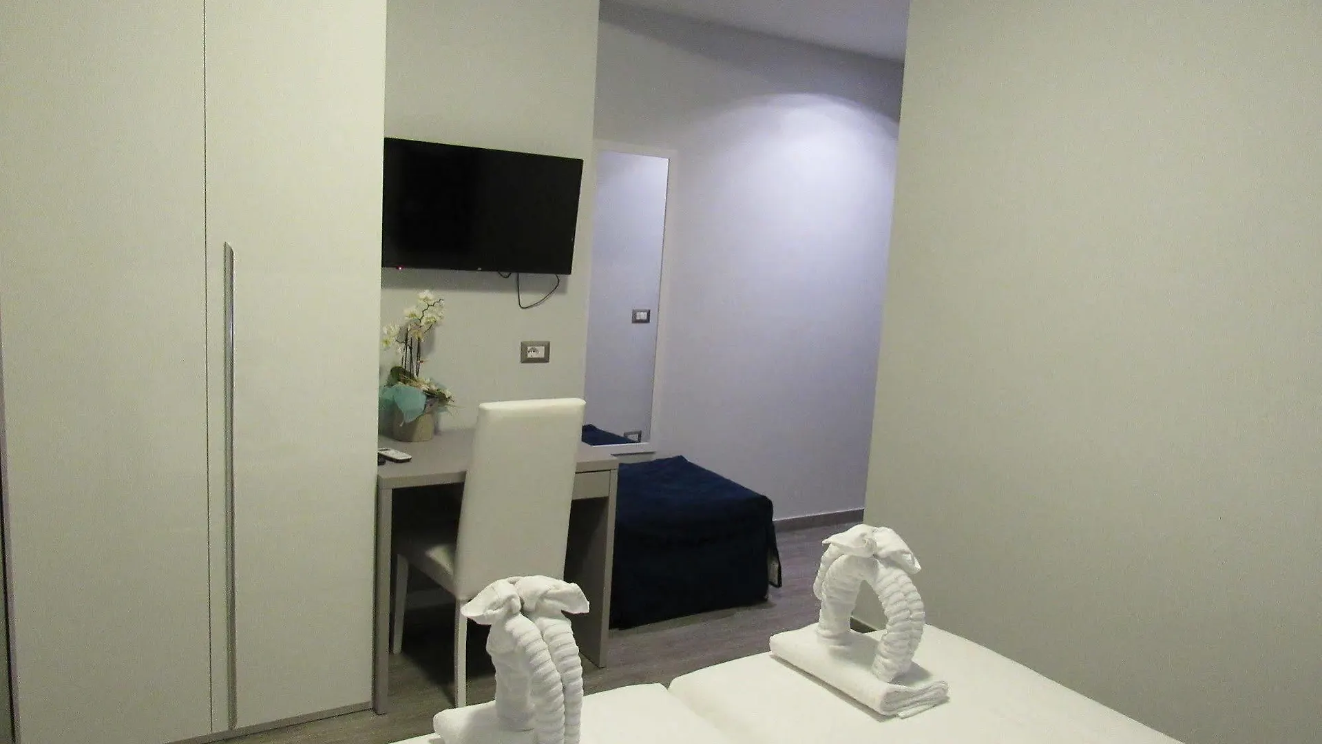 Bed and Breakfast Pianeta Roma Frühstückspension